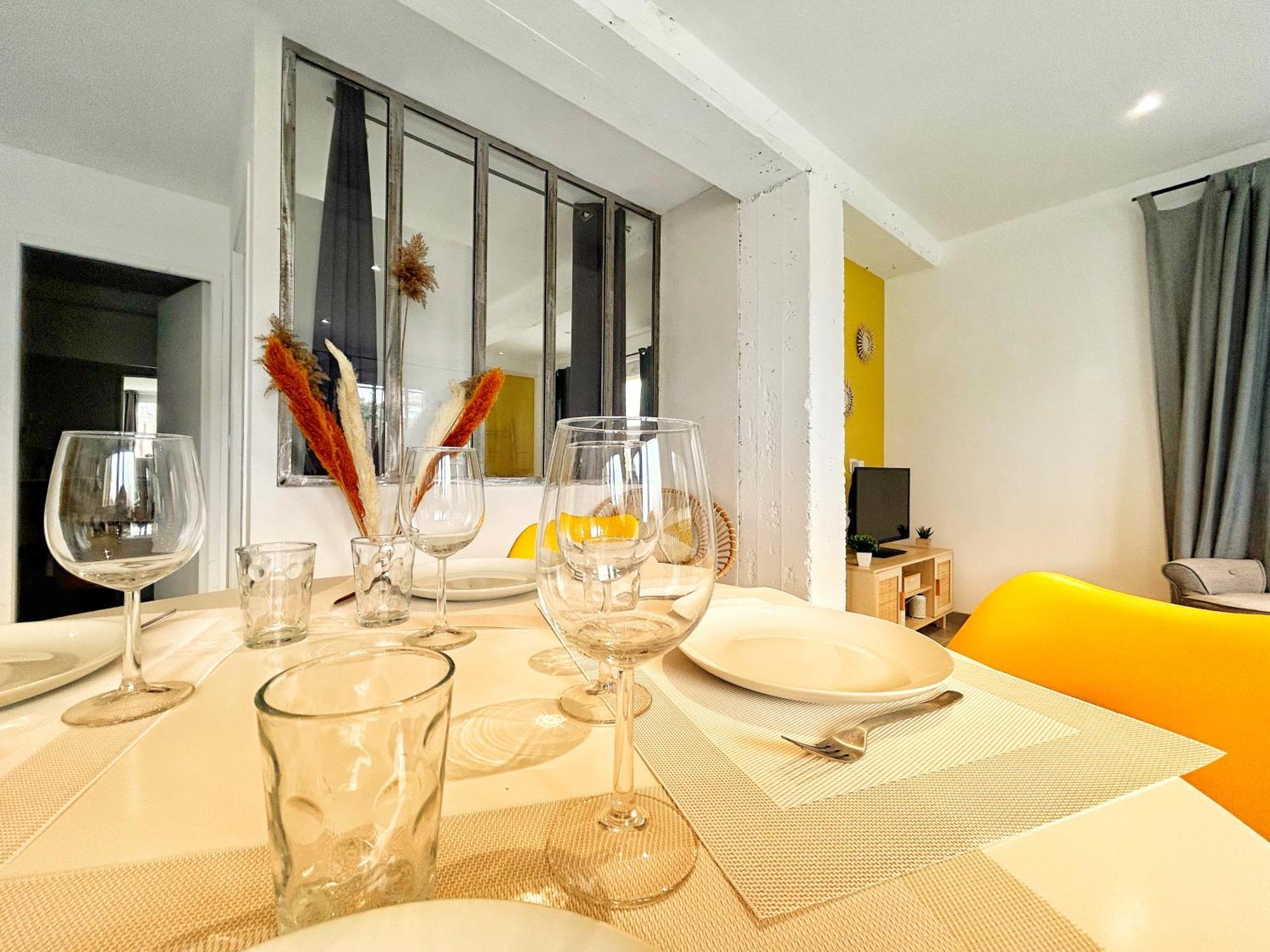 Doux Rouinet Cocoon Appartement Fourques  Buitenkant foto